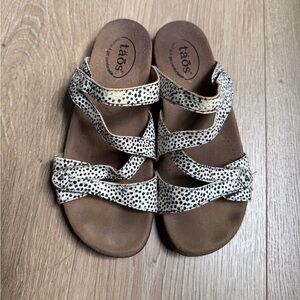 Taos Women's Double U‎ Black/White Cheetah Leather Size 8